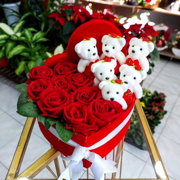 Kutuda Ayıcıklı Gül