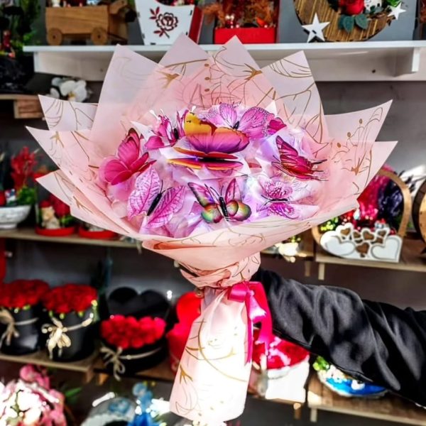 Işıklı Kelebek Buketi